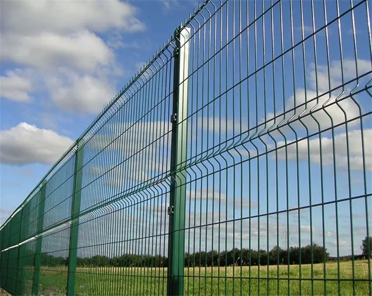 Triangular Mesh Fence