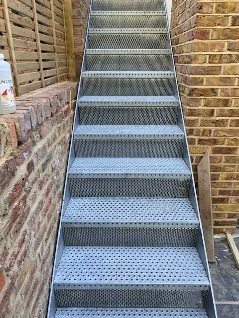 Traction-Grip Safety Grating