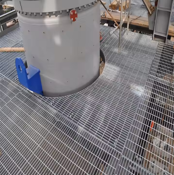 Irregular Steel Grating