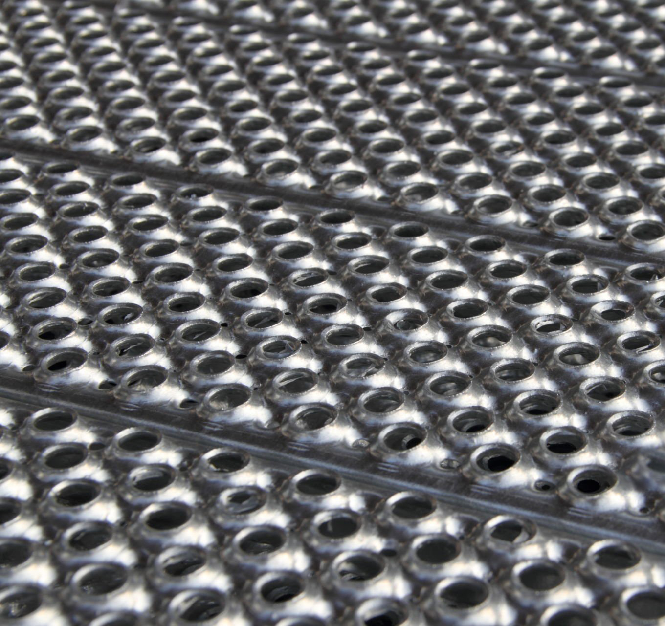 Traction-Grip Safety Grating