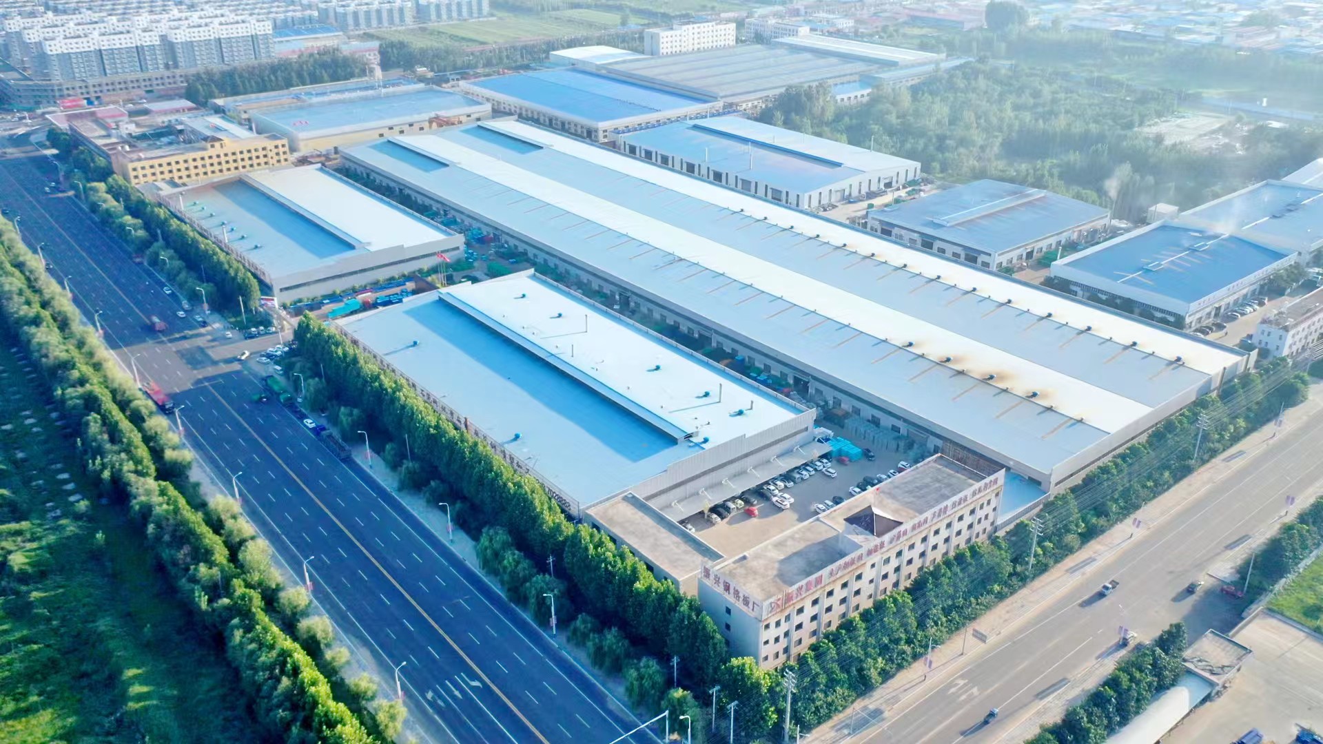 Nexusmesh: Expertise. Commitment. Tailored Solutions.